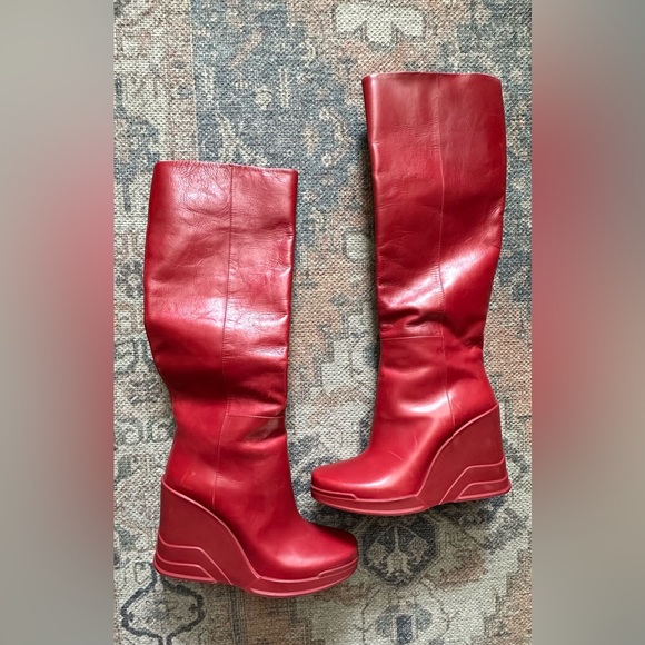 2014 Prada Vitello Leather Rubber-Wedge Knee Boot, Scarlatto - Picture 5 of 8